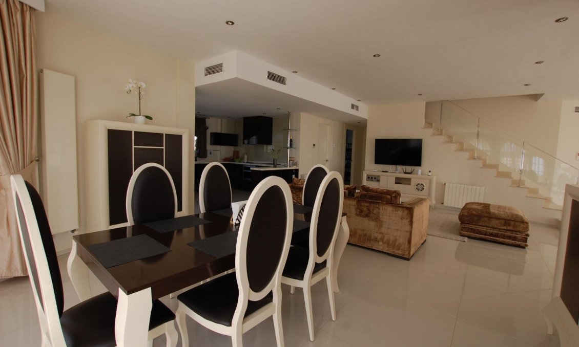 Segunda mano - Villa -
Ciudad Quesada - Costa Blanca