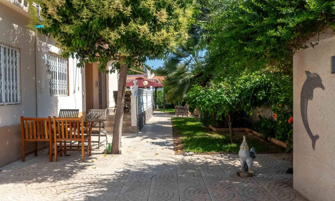 Segunda mano - Villa -
Torrevieja - Costa Blanca