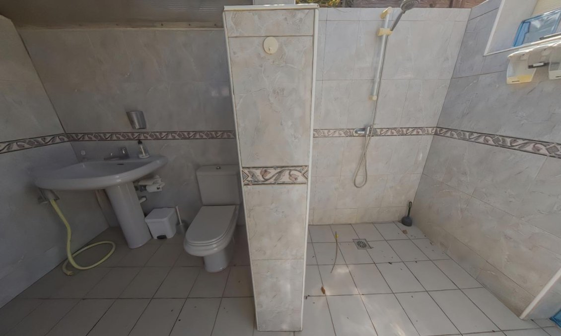 Segunda mano - Villa -
Torrevieja - Costa Blanca