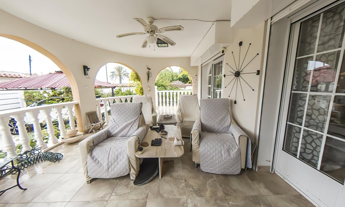 Segunda mano - Villa -
Torrevieja - Costa Blanca