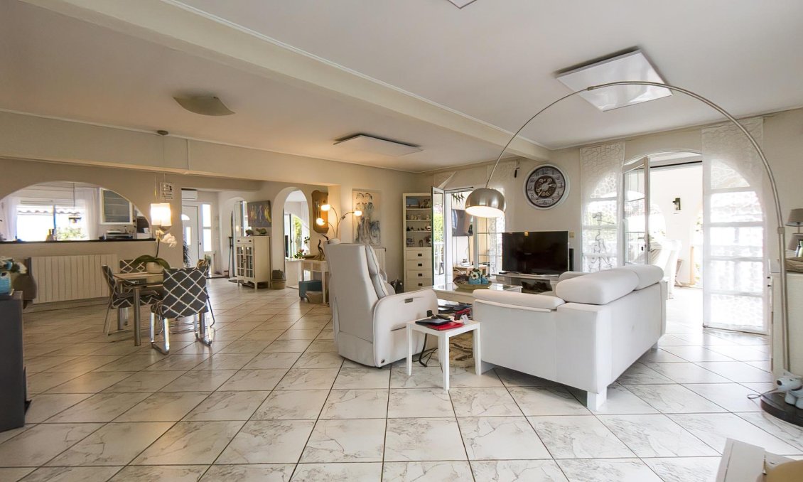 Segunda mano - Villa -
Torrevieja - Costa Blanca