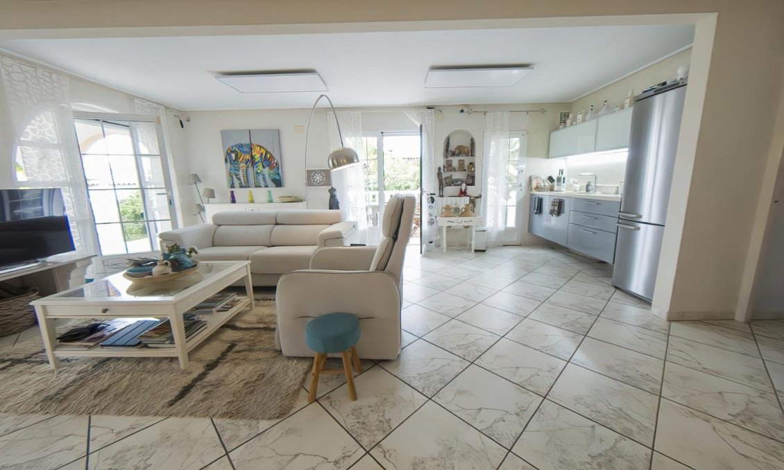 Segunda mano - Villa -
Torrevieja - Costa Blanca