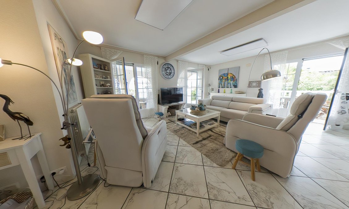 Segunda mano - Villa -
Torrevieja - Costa Blanca