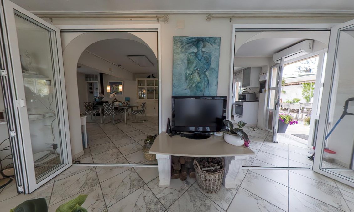 Segunda mano - Villa -
Torrevieja - Costa Blanca