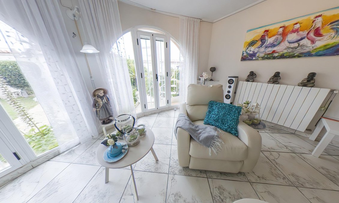 Segunda mano - Villa -
Torrevieja - Costa Blanca