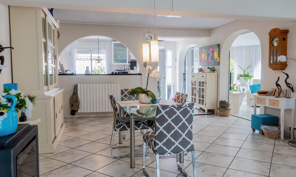 Segunda mano - Villa -
Torrevieja - Costa Blanca