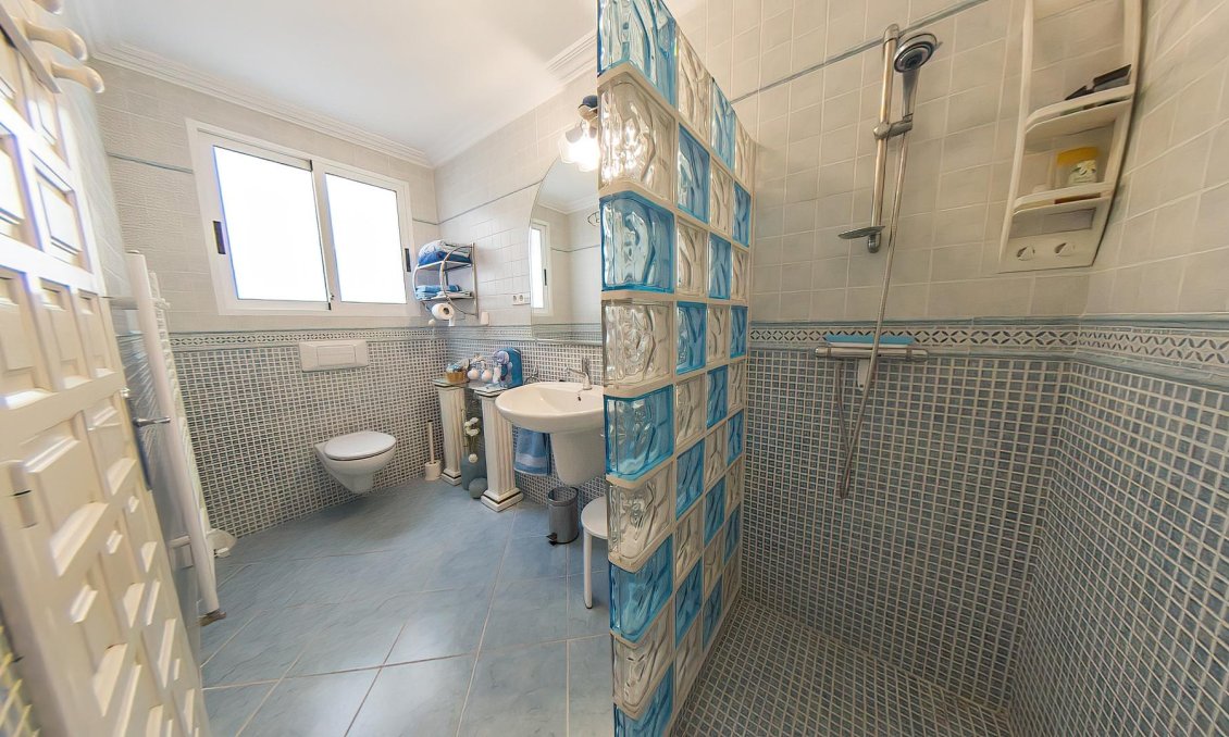 Segunda mano - Villa -
Torrevieja - Costa Blanca