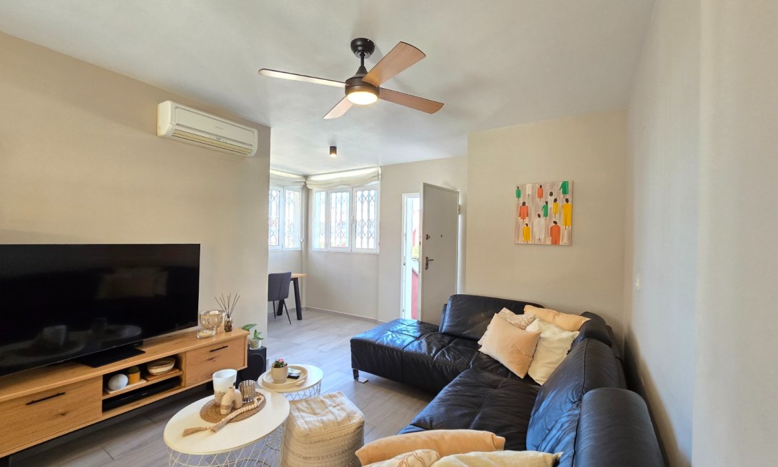 Wiederverkauf - Wohnung -
Orihuela Costa - Costa Blanca