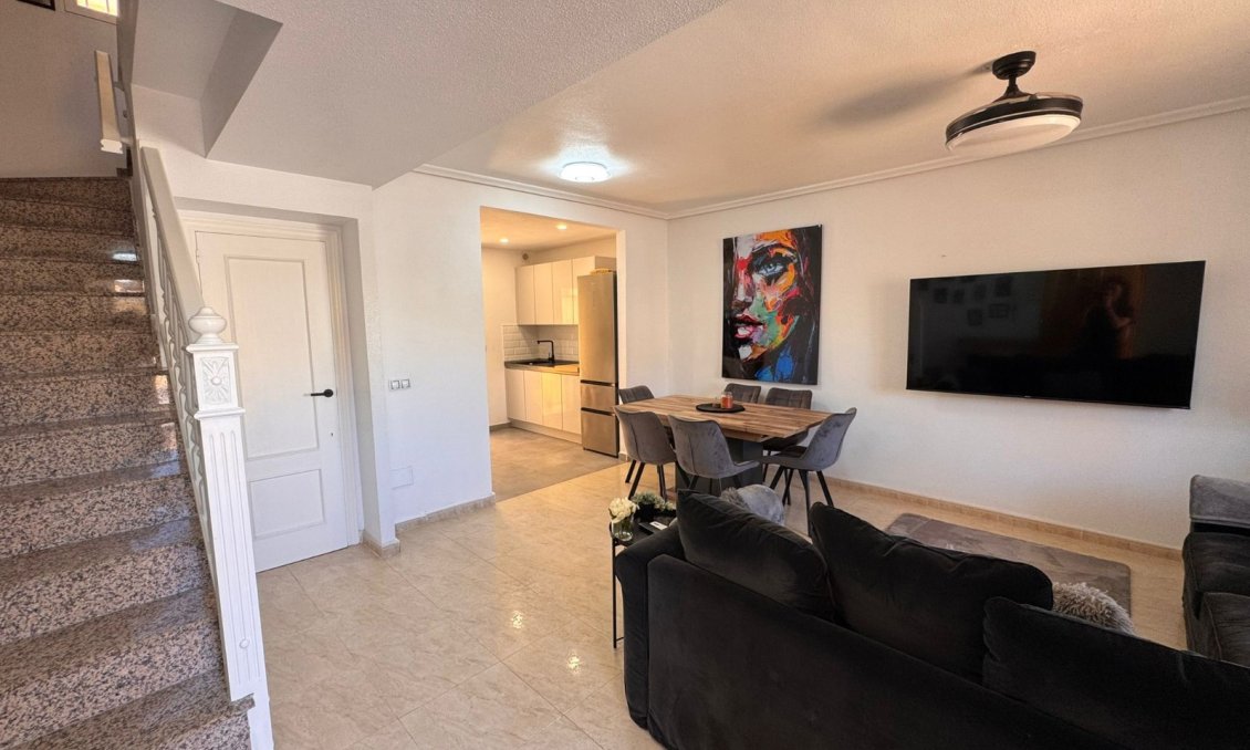 Wiederverkauf - Town House -
Campoamor - Costa Blanca