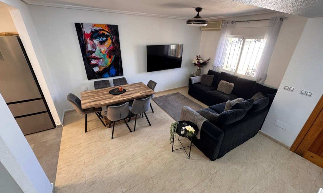 Wiederverkauf - Town House -
Campoamor - Costa Blanca