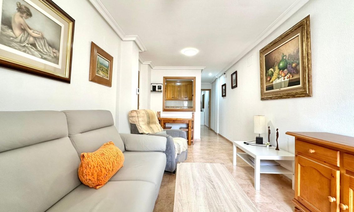 Wiederverkauf - Wohnung -
Torrevieja