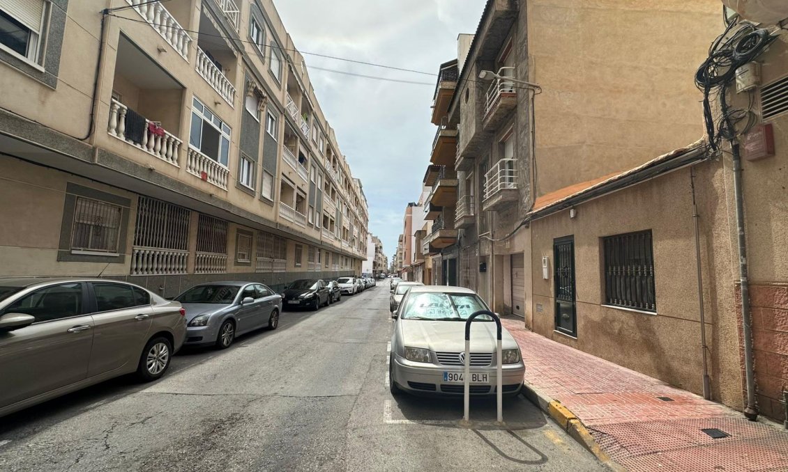 Wiederverkauf - Wohnung -
Torrevieja