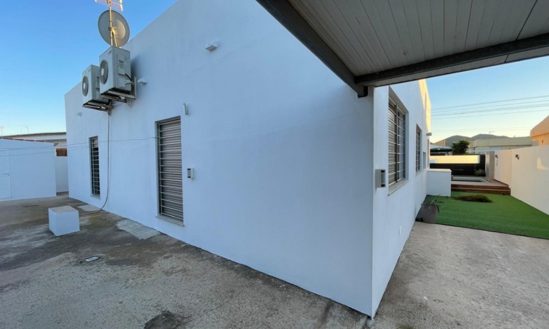 Használt Ingatlanok - Villa -
Mar de Cristal - Costa Calida