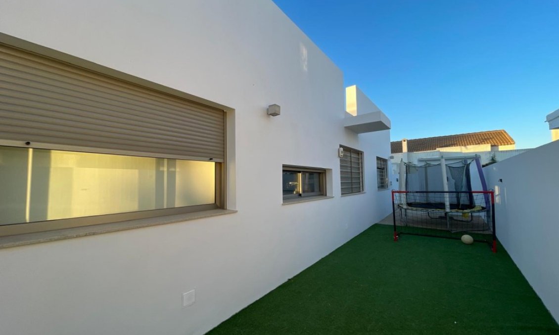 Használt Ingatlanok - Villa -
Mar de Cristal - Costa Calida