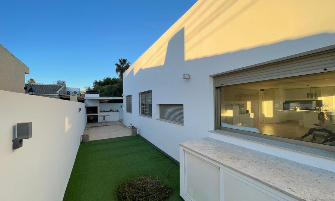 Használt Ingatlanok - Villa -
Mar de Cristal - Costa Calida