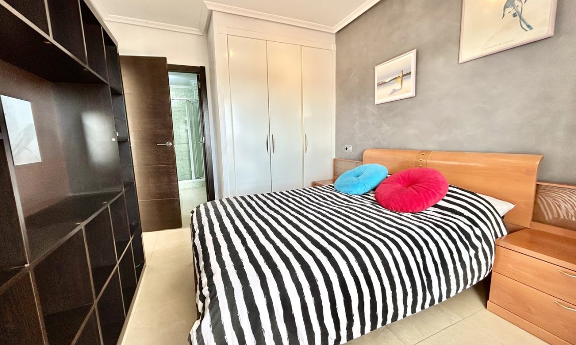 Wiederverkauf - Wohnung -
Villamartin - Costa Blanca