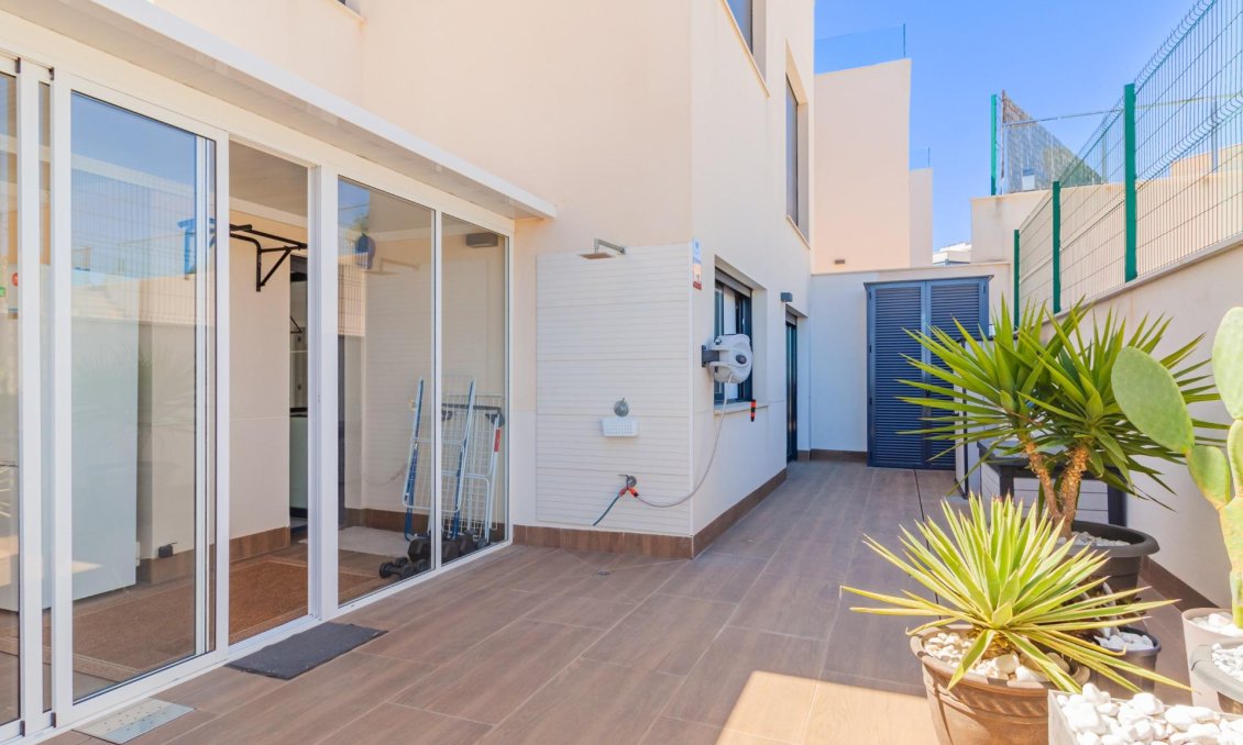 Resale - Apartment -
San Miguel de Salinas - Bellavista