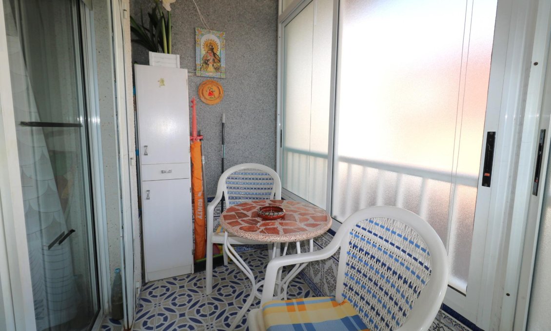 Wiederverkauf - Wohnung -
Torrevieja - Playa De Los Naufragos