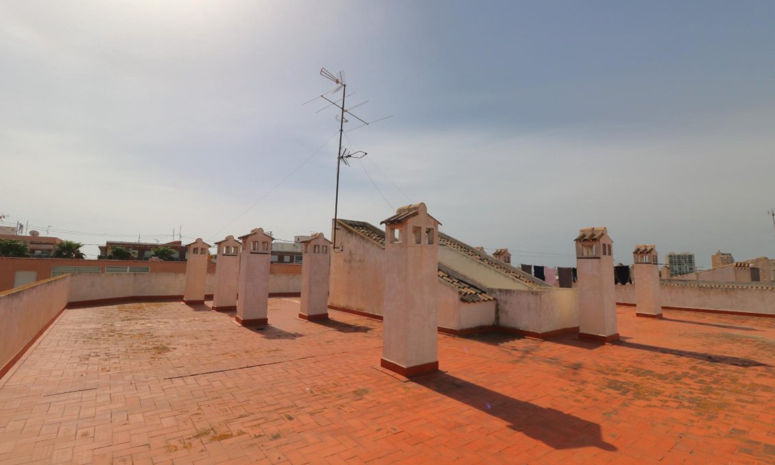 Wiederverkauf - Wohnung -
Torrevieja - Playa De Los Naufragos