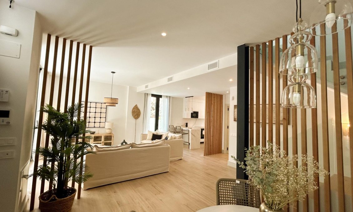 New Build - Town House -
Málaga - El Limonar