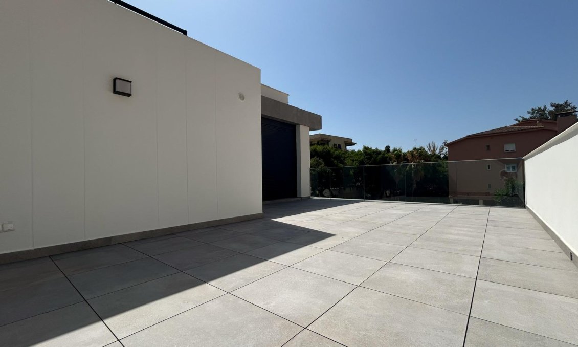 New Build - Town House -
Málaga - El Limonar