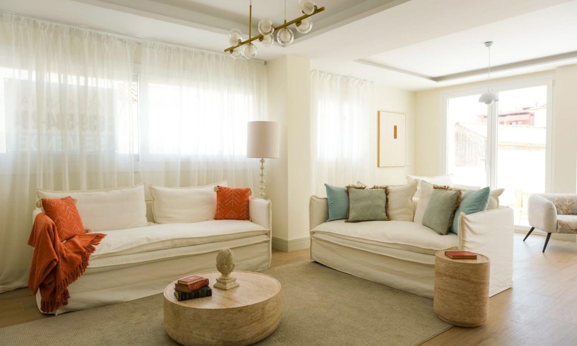 Neue Gebäude - Wohnung -
Málaga - Playa de la Malagueta