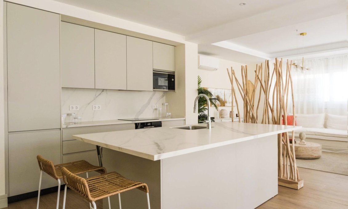 Neue Gebäude - Wohnung -
Málaga - Playa de la Malagueta