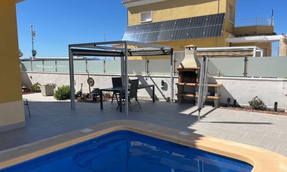 Wiederverkauf - Villa -
Algorfa - Costa Blanca Sur