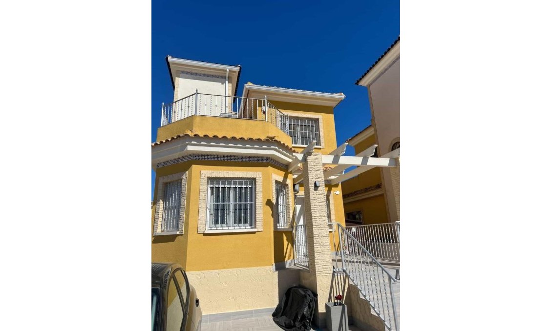 Wiederverkauf - Villa -
Algorfa - Costa Blanca Sur