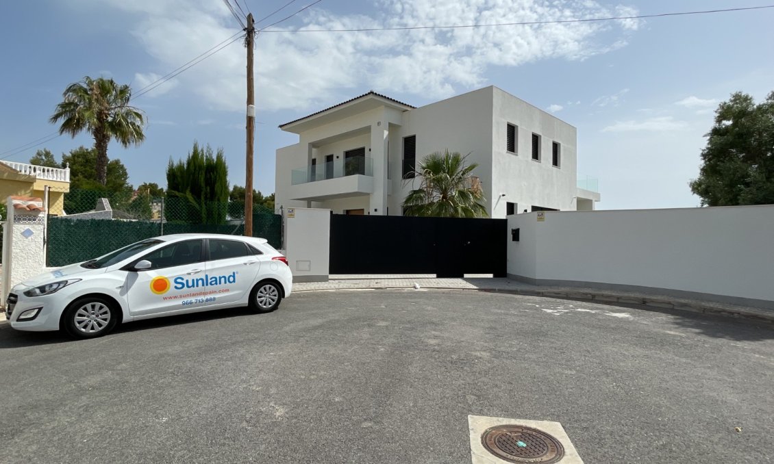 Wiederverkauf - Villa -
Ciudad Quesada - Costa Blanca