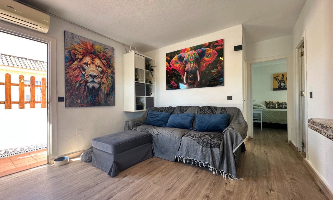 Wiederverkauf - Bungalow -
Orihuela Costa - Costa Blanca