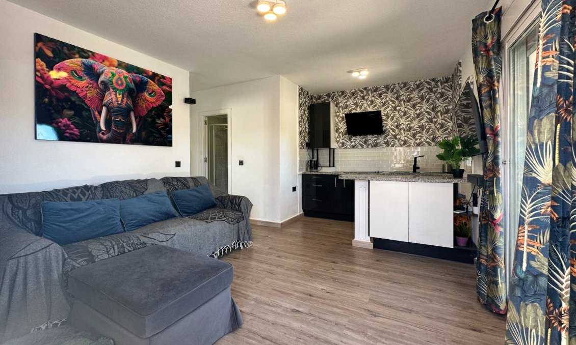 Wiederverkauf - Bungalow -
Orihuela Costa - Costa Blanca