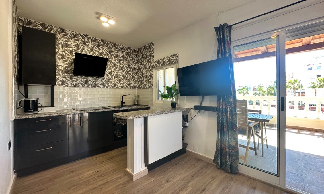 Wiederverkauf - Bungalow -
Orihuela Costa - Costa Blanca