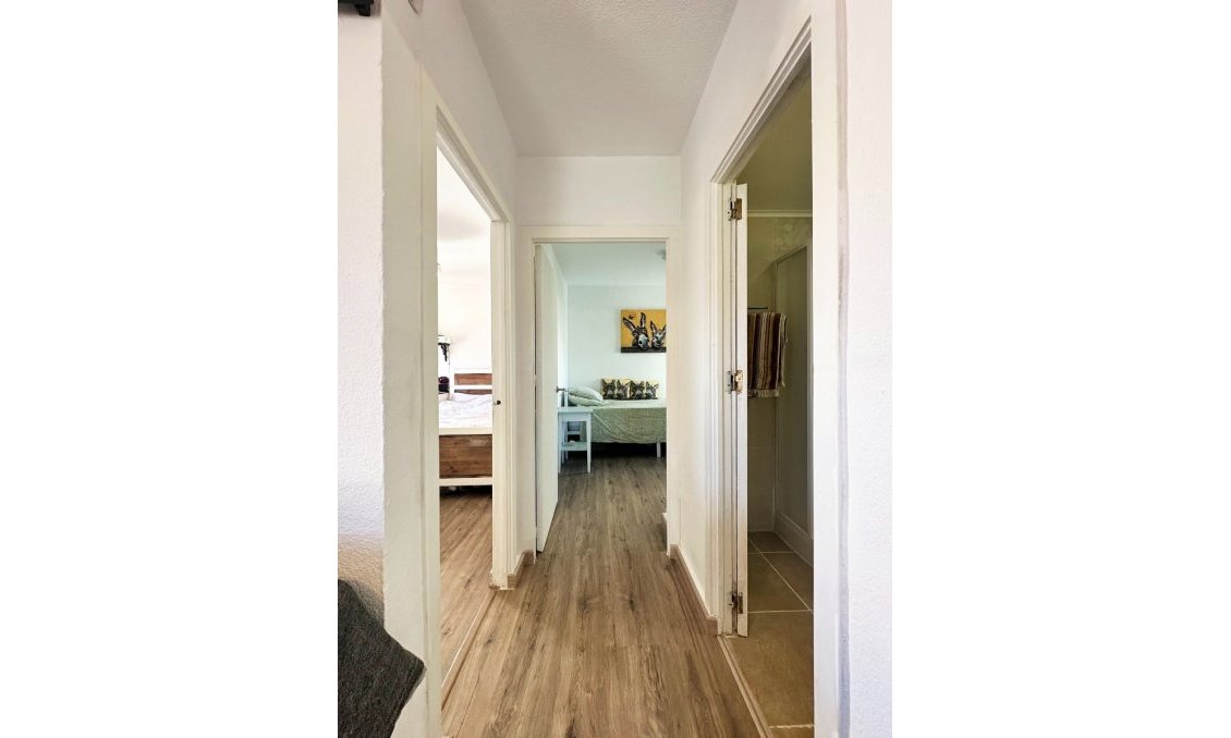 Wiederverkauf - Bungalow -
Orihuela Costa - Costa Blanca