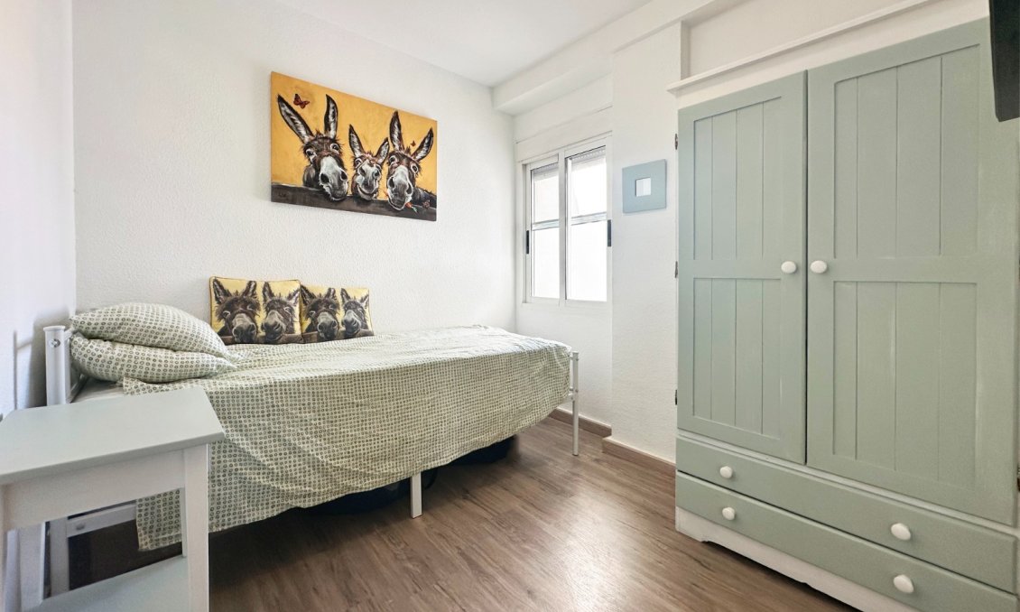 Wiederverkauf - Bungalow -
Orihuela Costa - Costa Blanca