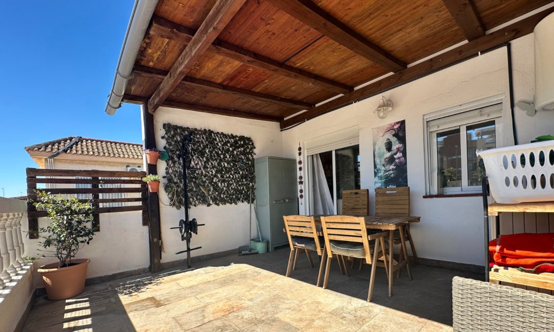 Wiederverkauf - Bungalow -
Orihuela Costa - Costa Blanca