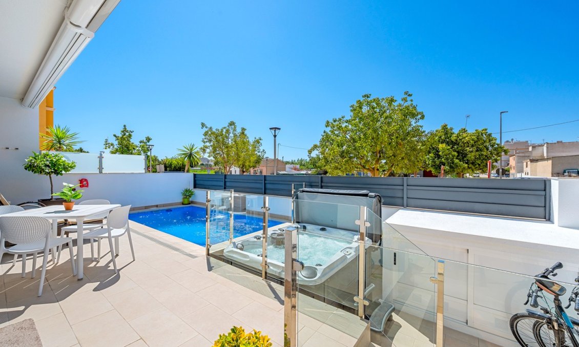 Wiederverkauf - Town House -
Formentera del Segura - Costa Blanca