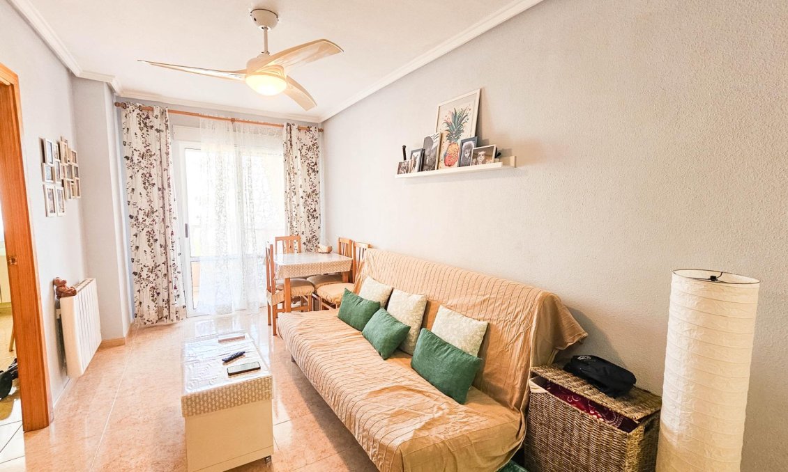 Wiederverkauf - Wohnung -
Torrevieja - Centro