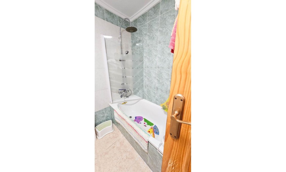 Wiederverkauf - Wohnung -
Torrevieja - Centro