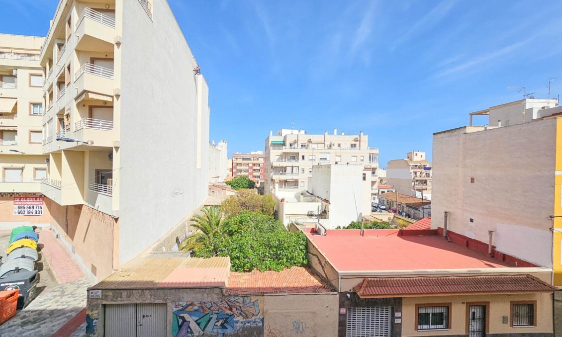 Wiederverkauf - Wohnung -
Torrevieja - Centro