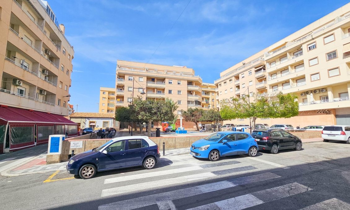 Wiederverkauf - Wohnung -
Torrevieja - Centro