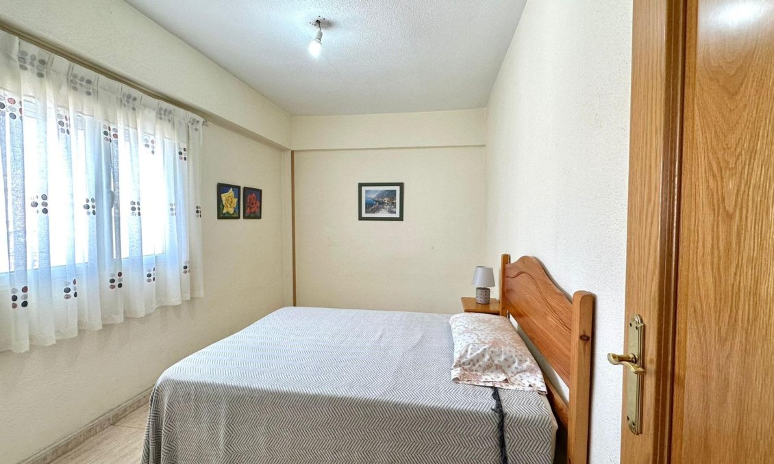 Wiederverkauf - Wohnung -
Torrevieja - Estacion De Autobuses