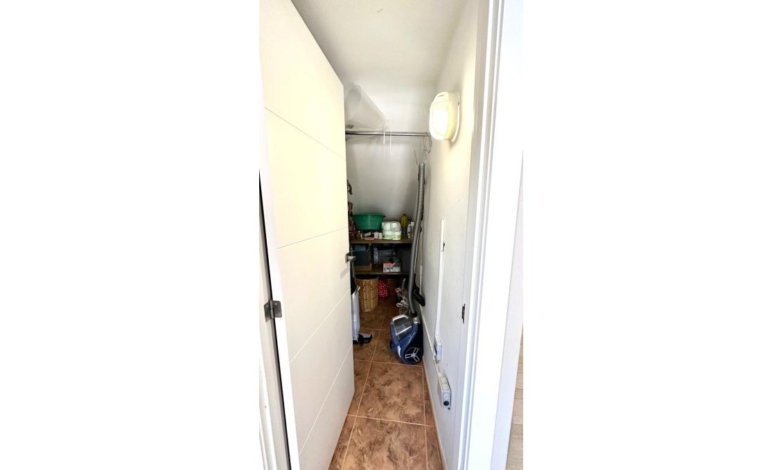 Segunda mano - Villa -
Orihuela Costa - La Regia