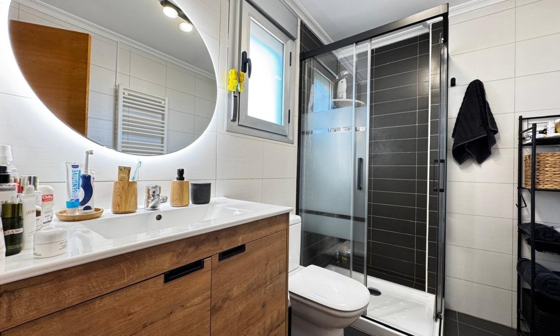 Segunda mano - Apartamento -
Torrevieja - Playa del Cura