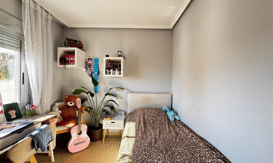 Segunda mano - Apartamento -
Torrevieja - Playa del Cura