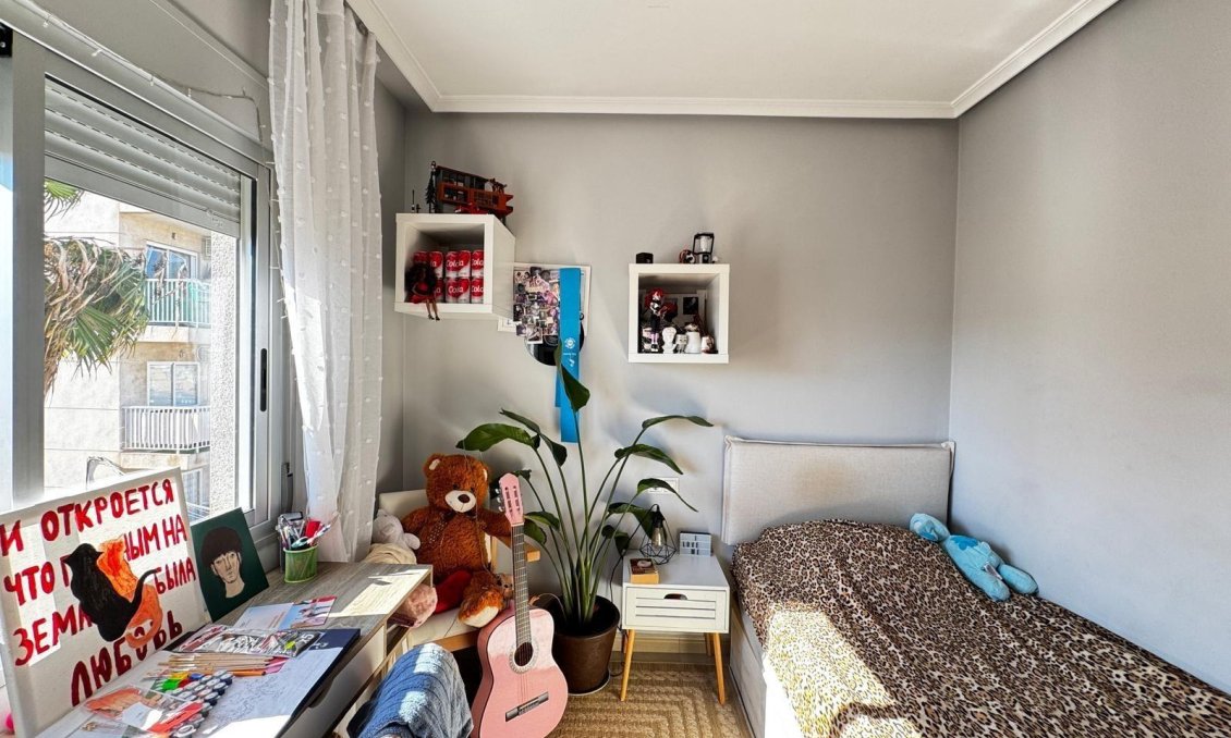 Segunda mano - Apartamento -
Torrevieja - Playa del Cura