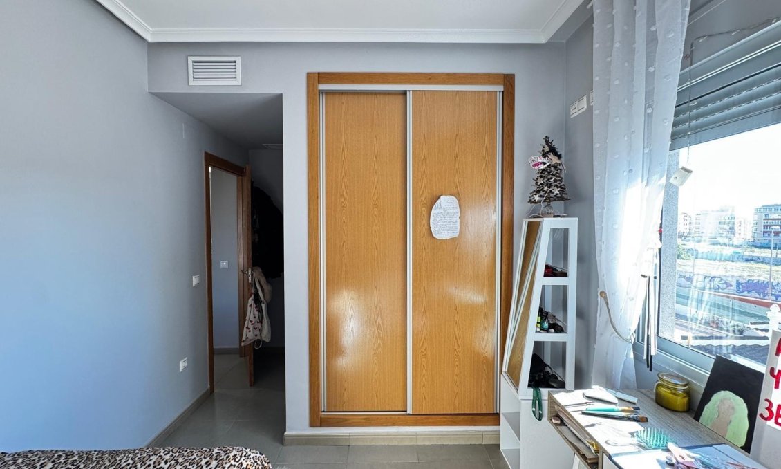 Segunda mano - Apartamento -
Torrevieja - Playa del Cura