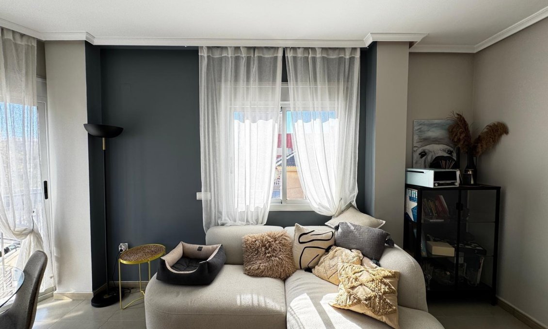 Segunda mano - Apartamento -
Torrevieja - Playa del Cura