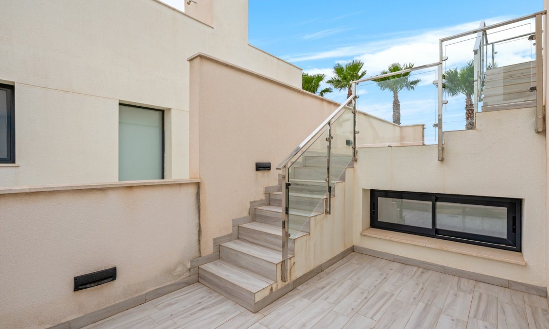 Wiederverkauf - Villa -
Orihuela Costa - Costa Blanca
