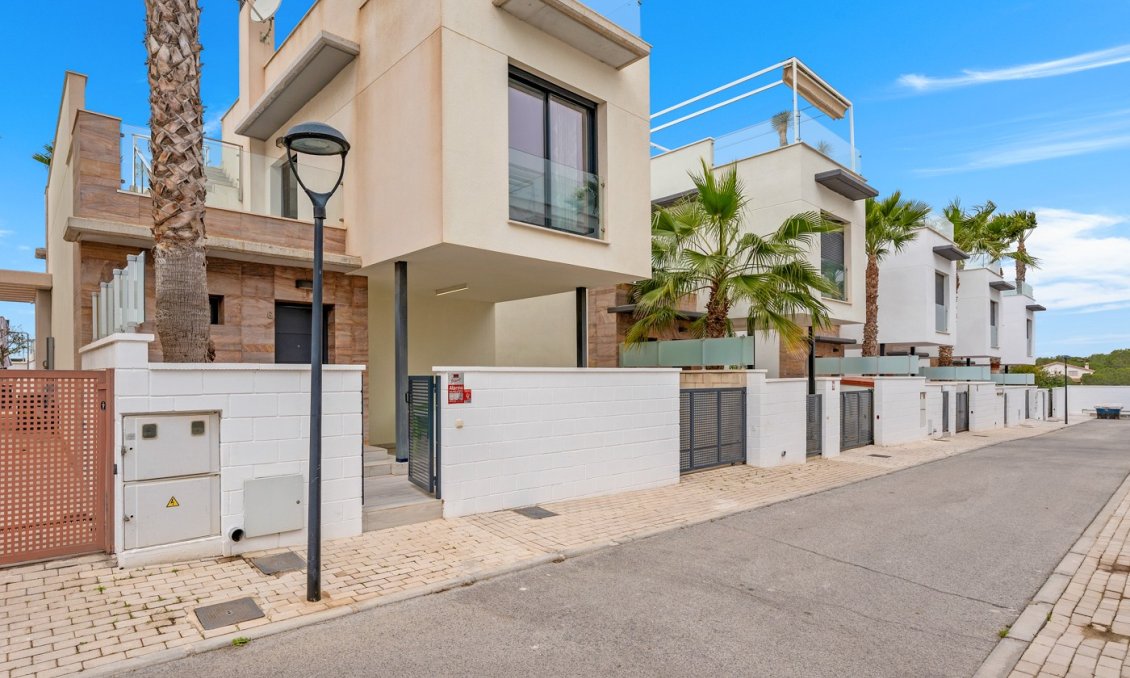 Wiederverkauf - Villa -
Orihuela Costa - Costa Blanca